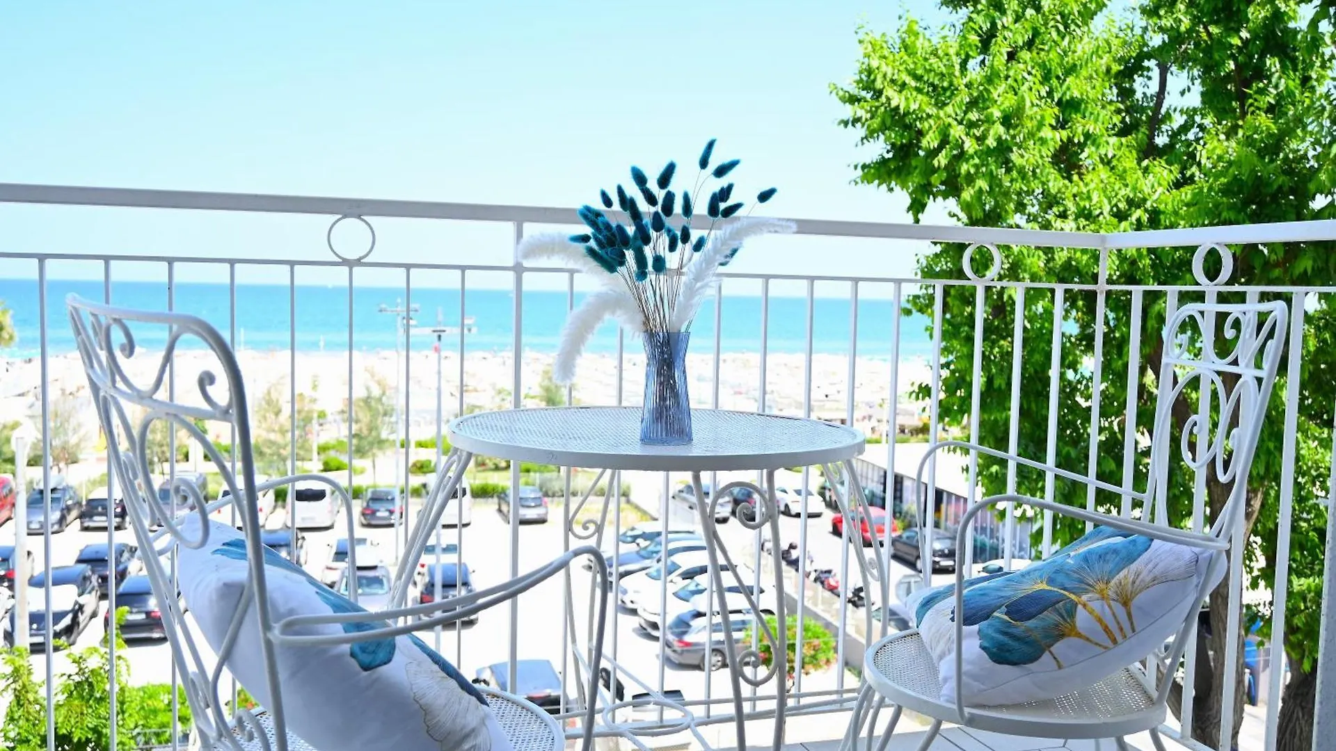 Hotel B&B Nizza Riccione 2*,  Włochy