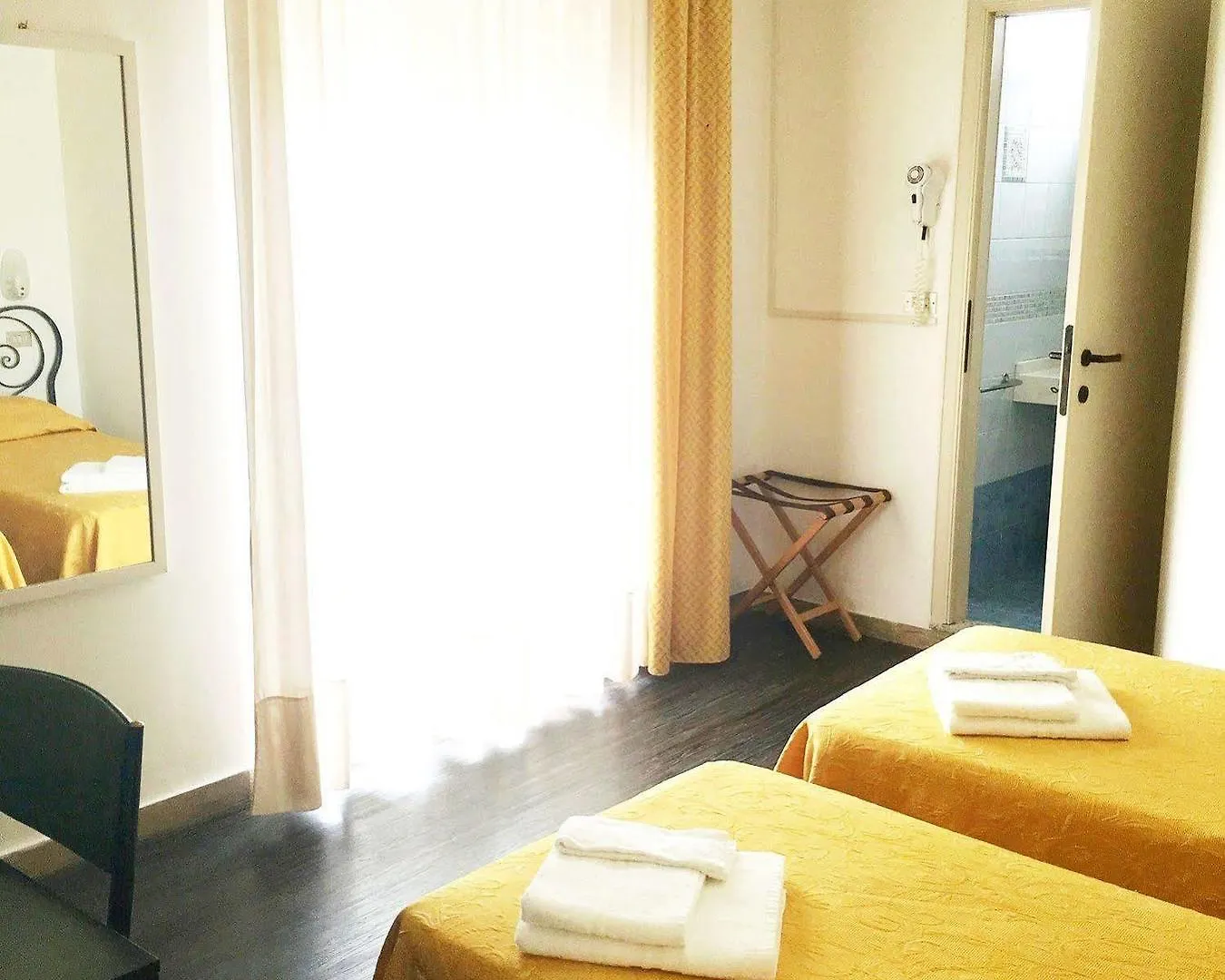 **  Hotel B&B Nizza Riccione Itálie